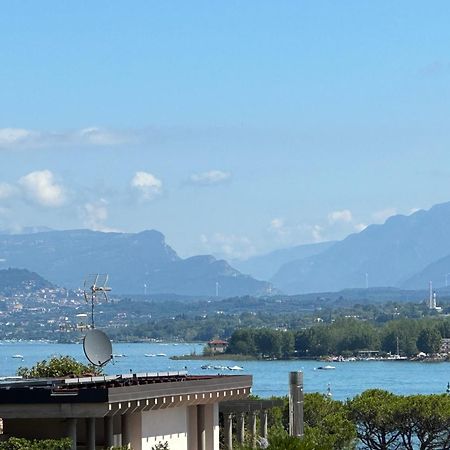 Villa 70 Peschiera del Garda Bagian luar foto