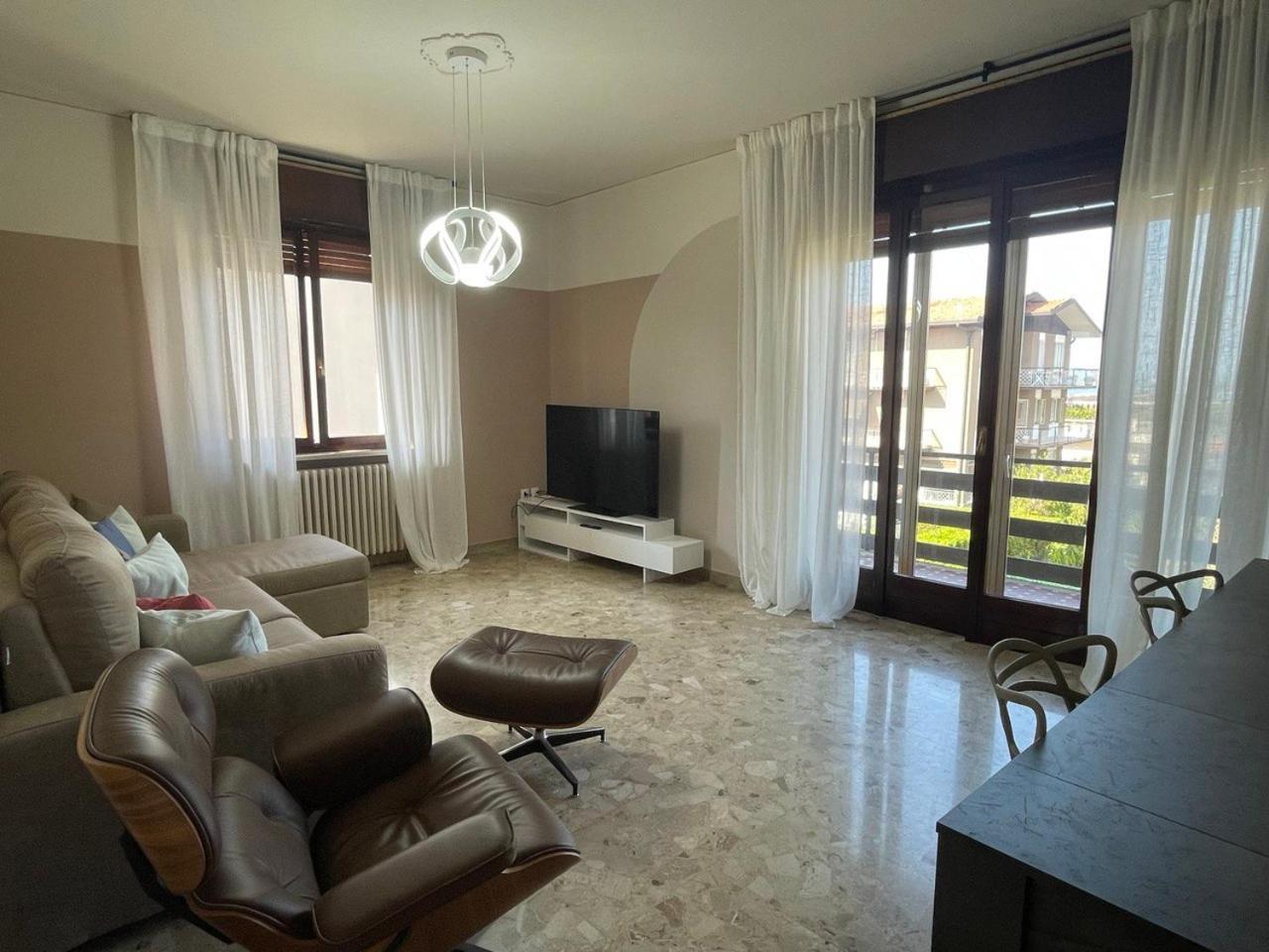 Villa 70 Peschiera del Garda Bagian luar foto